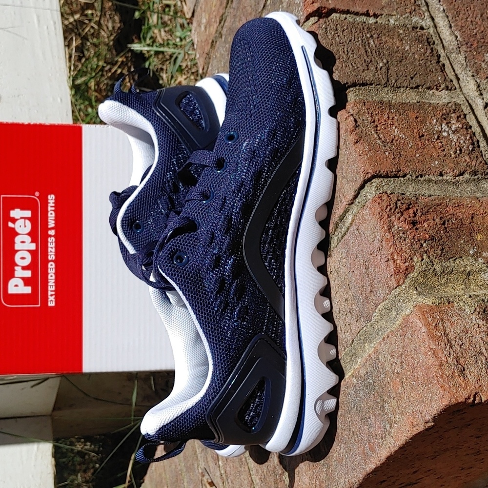 Propét Travelactiv Axial Navy Sneaker Size 8 (1049) - Picture 3 of 13